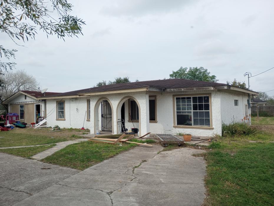 Lone Star Roofing N Solar - McAllen, TX