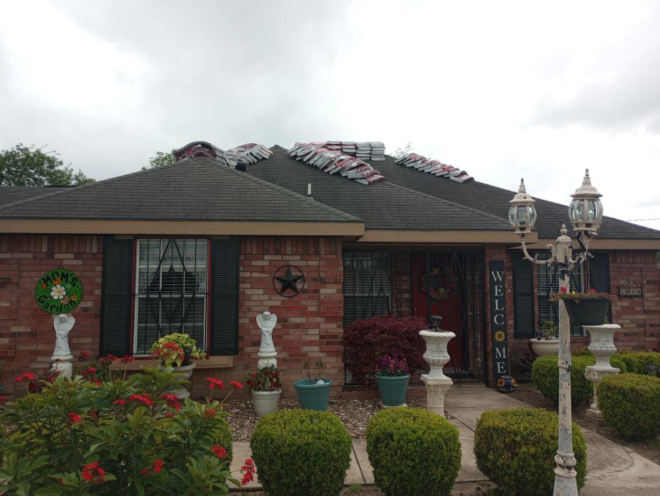 Lone Star Roofing N Solar - McAllen, TX
