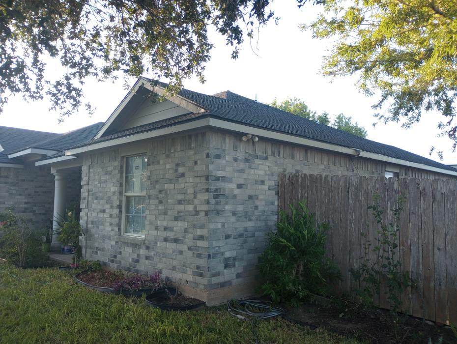 Lone Star Roofing N Solar - McAllen, TX