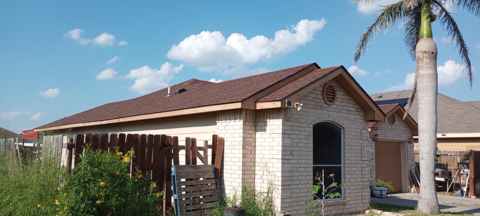 Lone Star Roofing N Solar - McAllen, TX