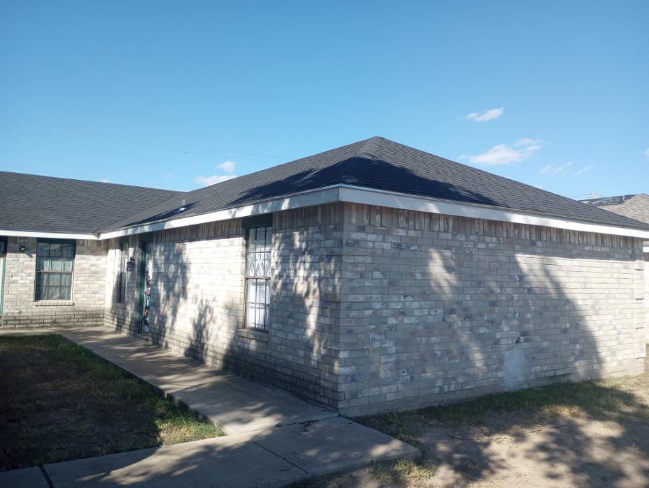 Lone Star Roofing N Solar - McAllen, TX