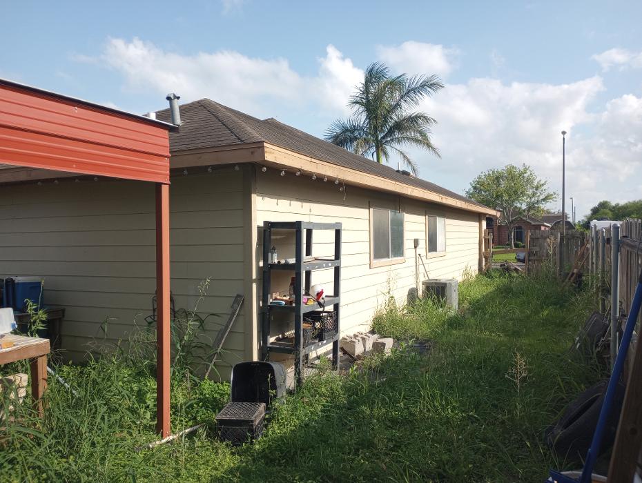 Lone Star Roofing N Solar - McAllen, TX
