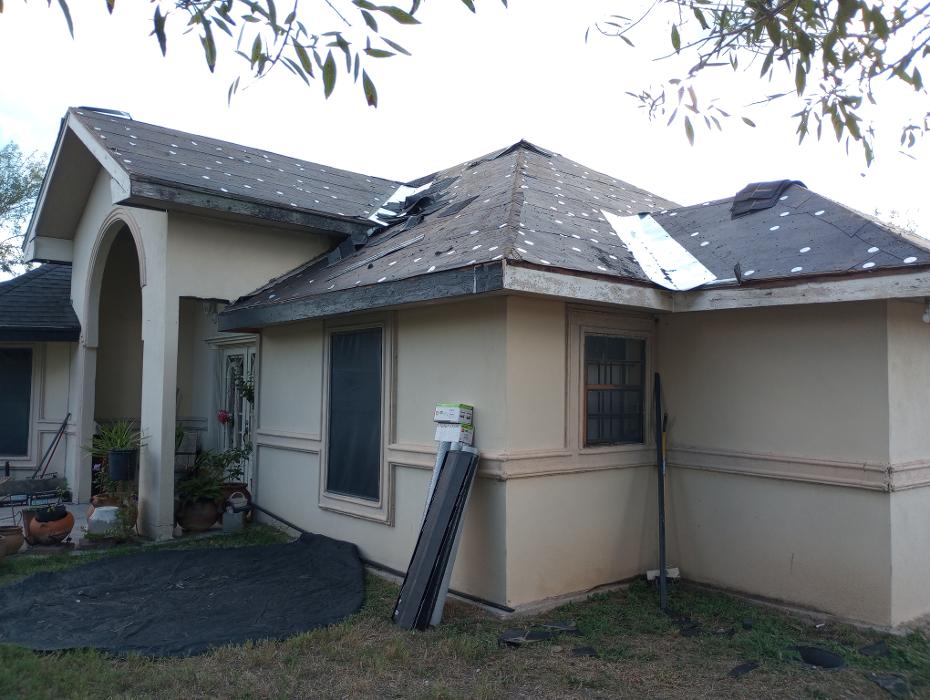 Lone Star Roofing N Solar - McAllen, TX