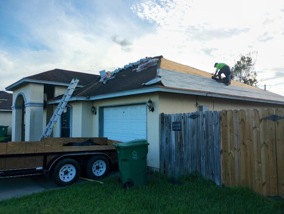 Lone Star Roofing N Solar - McAllen, TX
