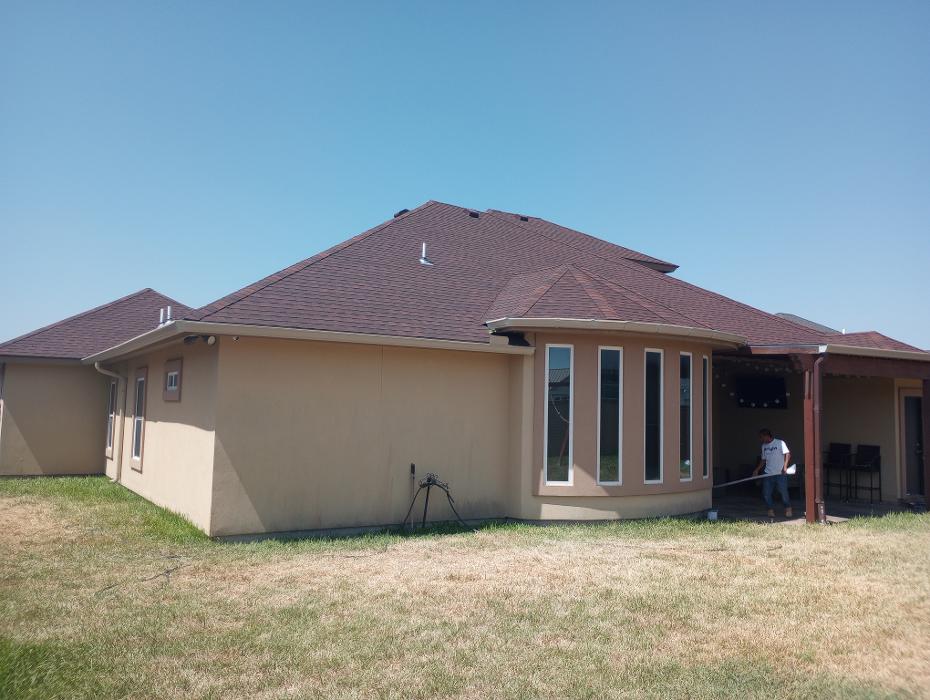 Lone Star Roofing N Solar - McAllen, TX
