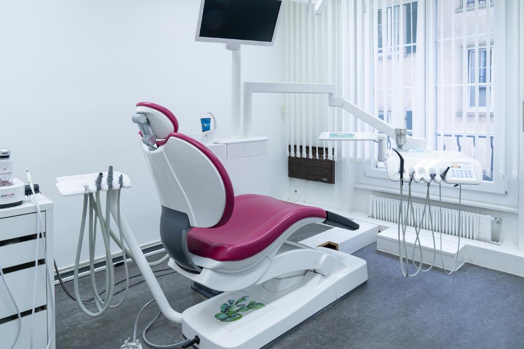 Dr. Alain Baridon, Grand-Rue in La Tour-de-Peilz