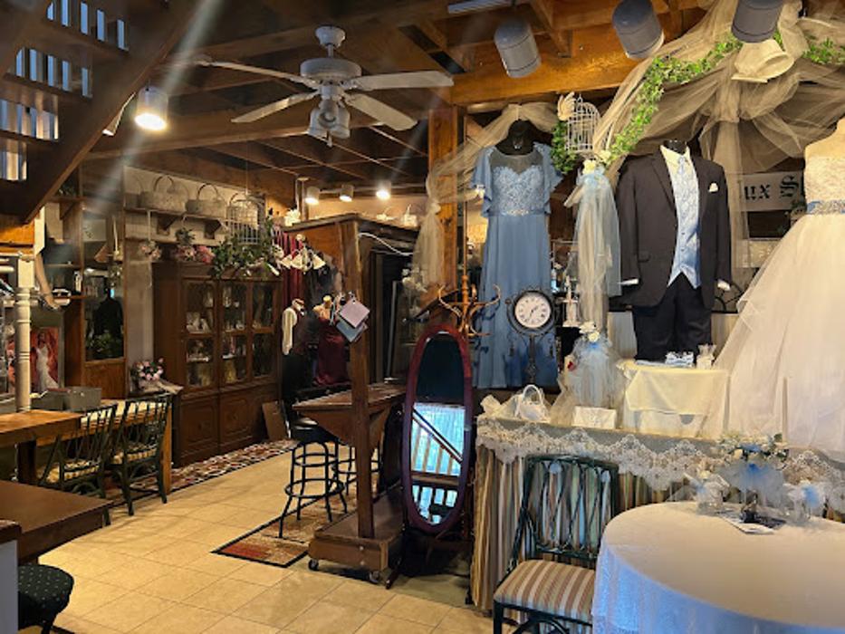 Peaches & Dreams and Layton's Tux Shop - Blackshear, GA