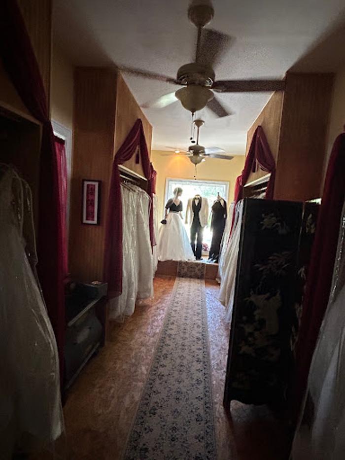 Peaches & Dreams and Layton's Tux Shop - Blackshear, GA