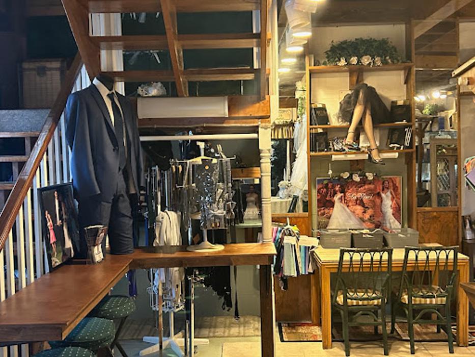 Peaches & Dreams and Layton's Tux Shop - Blackshear, GA