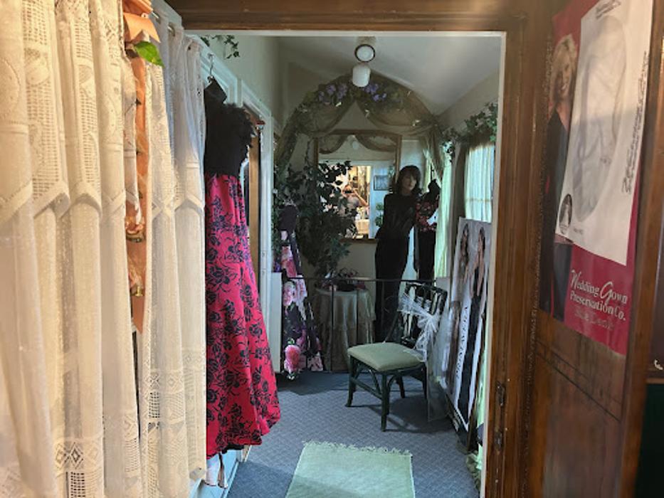 Peaches & Dreams and Layton's Tux Shop - Blackshear, GA