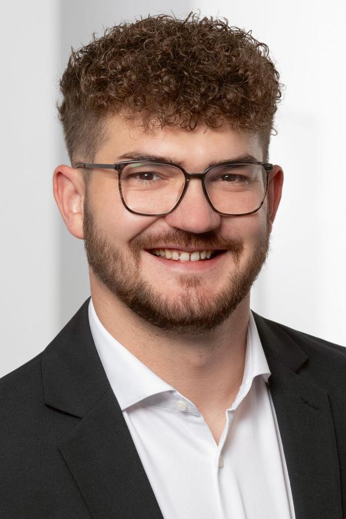 ERGO Versicherung Timo Seredyn, Siegtalstraße in Siegen