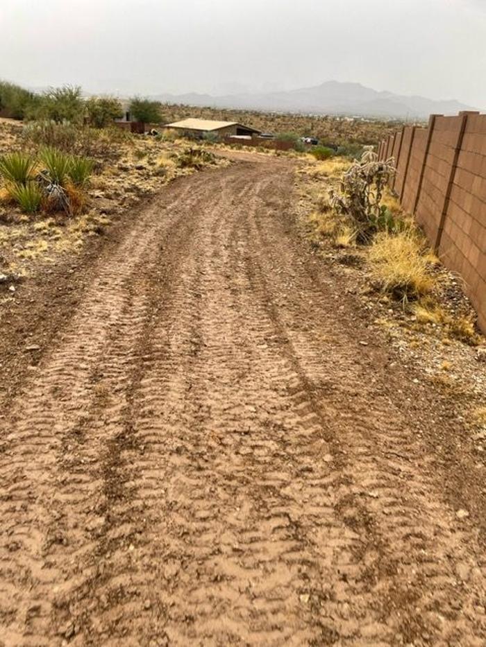 Little Red Tractor Services - Sahuarita, AZ