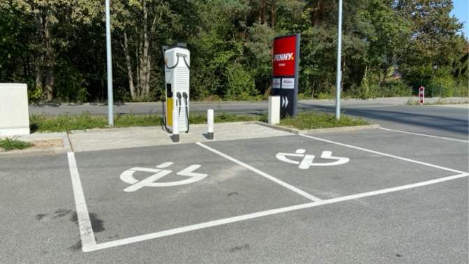 Shell Recharge Charging Station, Kirchweg in Pirna