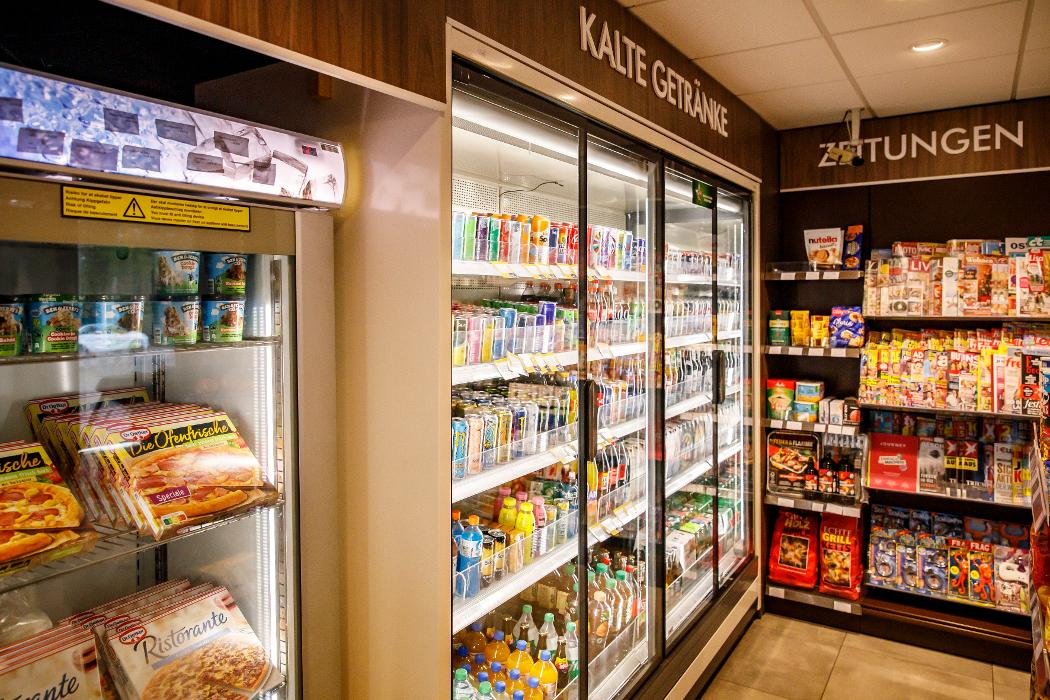 Shell Recharge Charging Station, Brodersdorfer Weg in Laboe