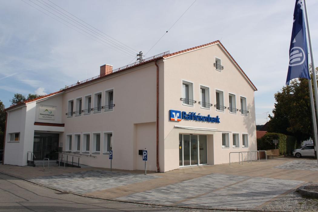 Raiffeisenbank Lechrain eG, Geschäftsstelle Denklingen, Haupstraße in Denklingen