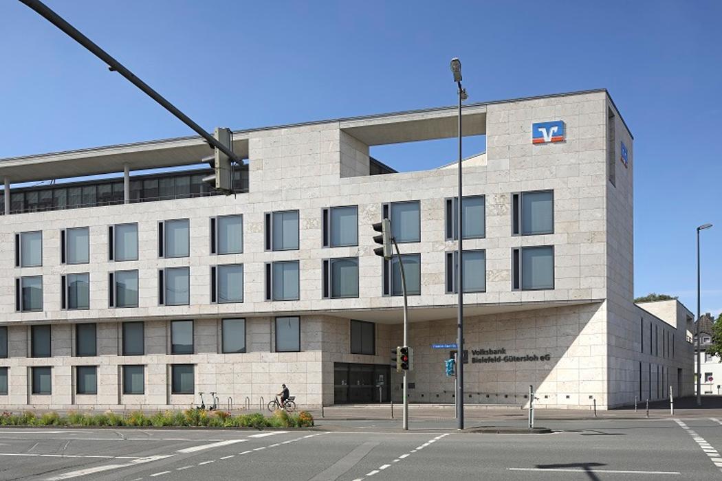 Volksbank in Ostwestfalen eG - Regionalzentrum Gütersloh, Friedrich-Ebert-Straße in Gütersloh