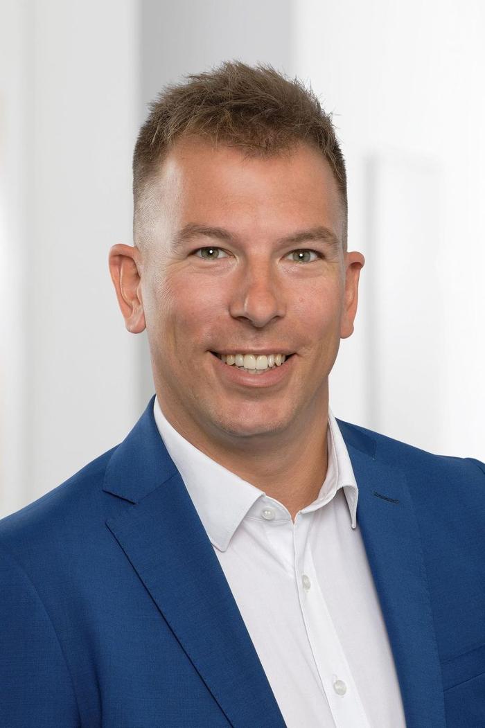 ERGO Versicherung Simon Steininger, Hartinger Straße in Neutraubling