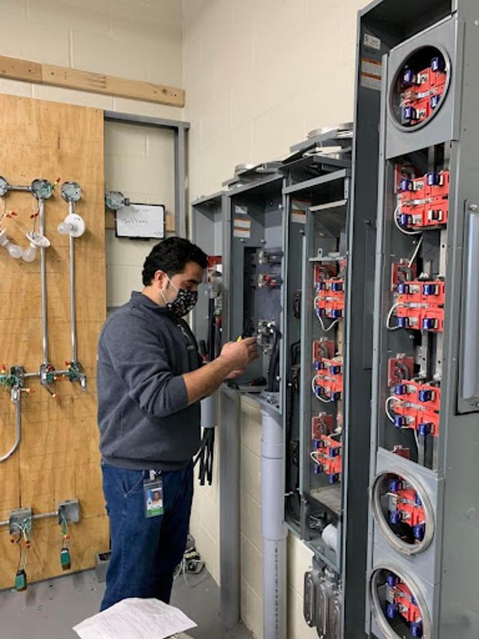Sultani Electric Service - Henrietta, NY