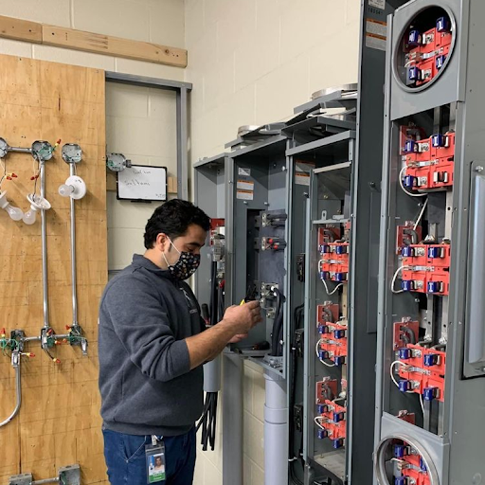 Sultani Electric Service - Henrietta, NY