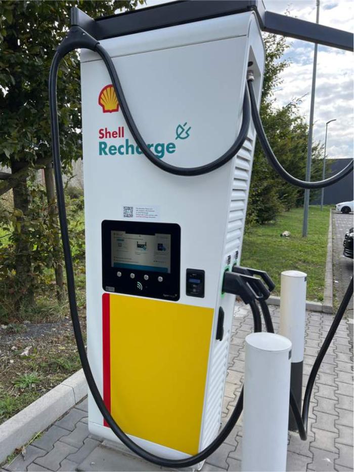 Shell Recharge Charging Station, Bornstraße in Dortmund