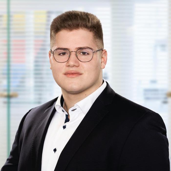 ERGO Versicherung Nils Wellert, Industriestraße in Trappenkamp