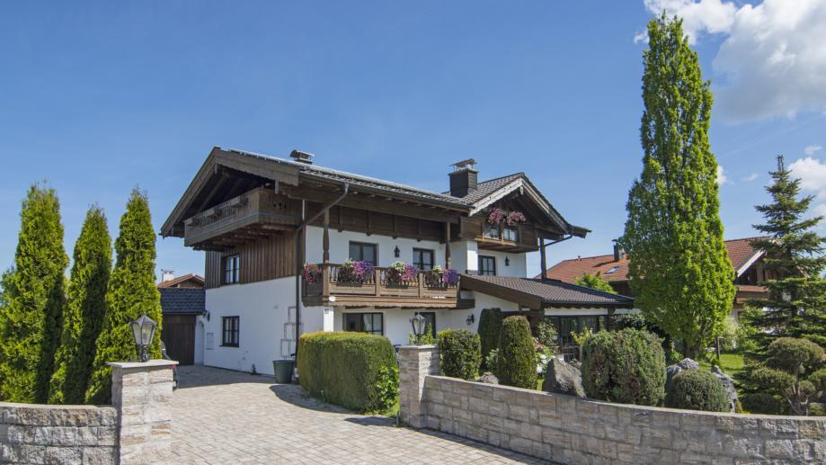 Ferienwohnungen Blos, Kapellenweg in Grassau