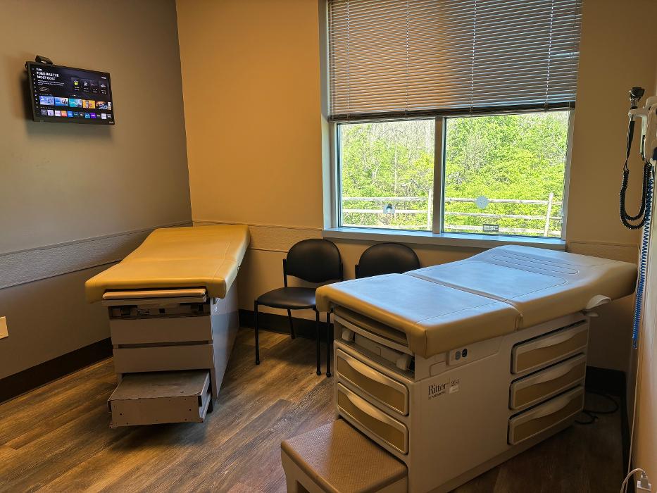 Exam room at Hometown Urgent Care & Occupational Health in Columbus, Ohio.