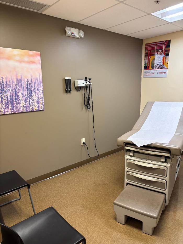 Exam room in Hometown Urgent Care & Occupational Health in Groveport, Ohio.