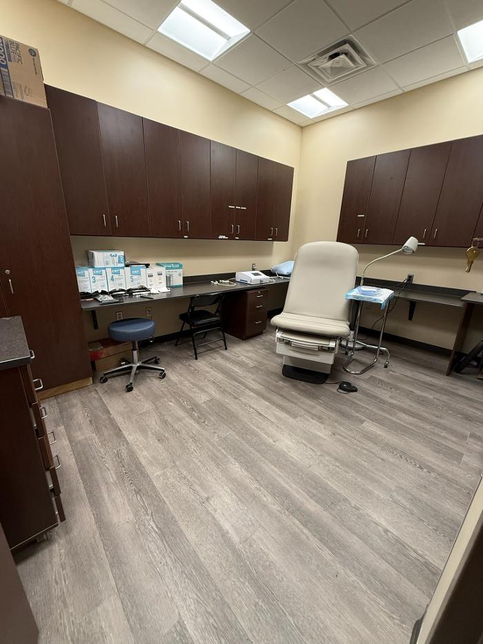 Exam room in Hometown Urgent Care & Occupational Health in Lorain, Ohio.