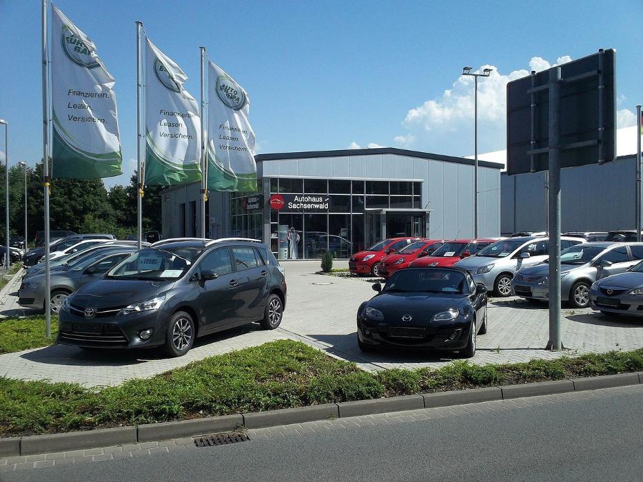 Autohaus am Sachsenwald GmbH, Zwischen den Kreiseln in Börnsen