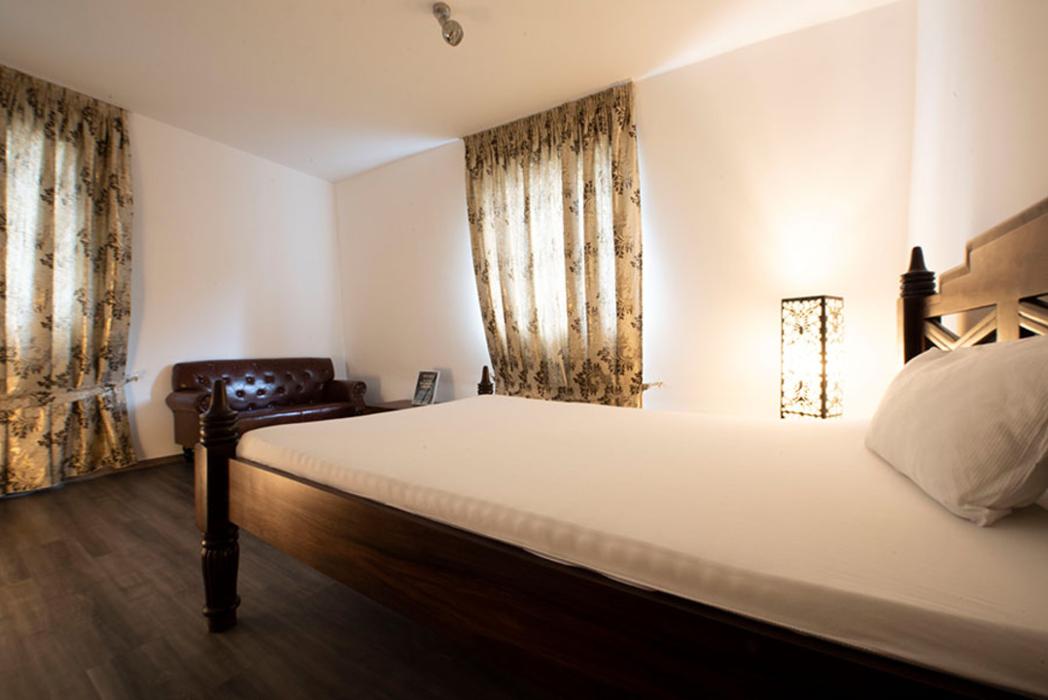 l'amour Suites Bordell, Peter-Sander-Straße in Wiesbaden