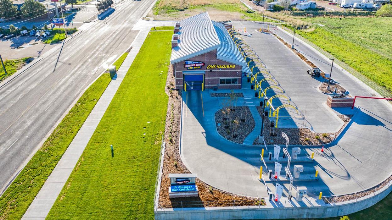 Breeze Thru Car Wash - Pershing Image