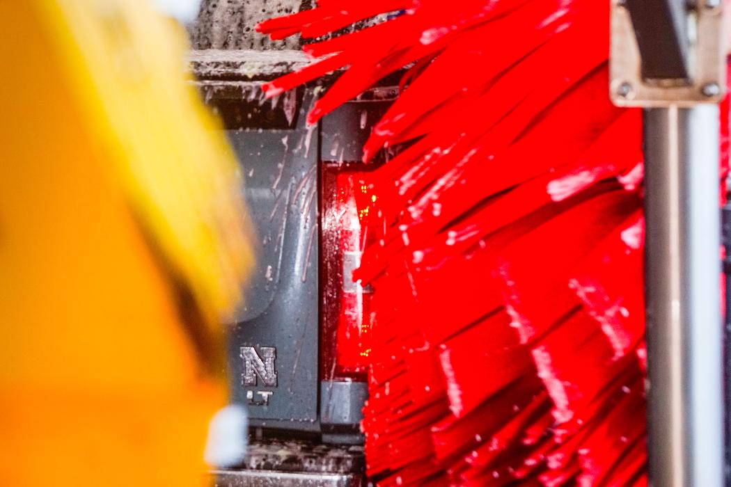 Breeze Thru Car Wash - Greeley Image