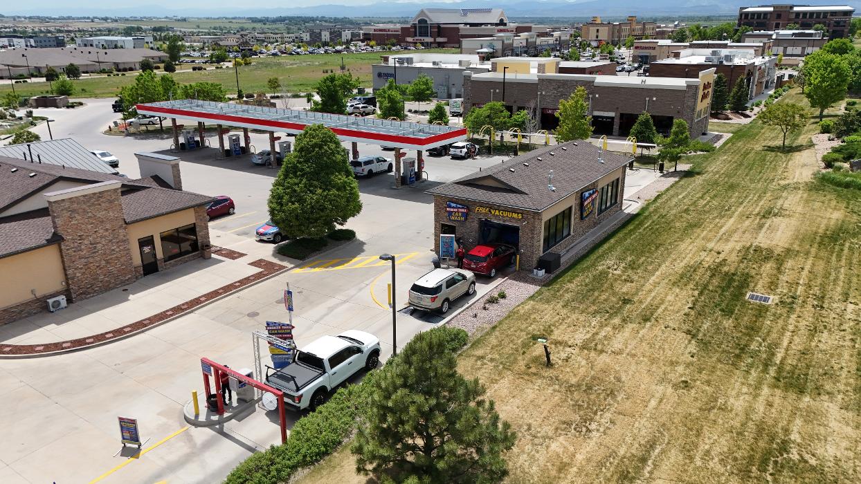 Breeze Thru Car Wash - Johnstown Image