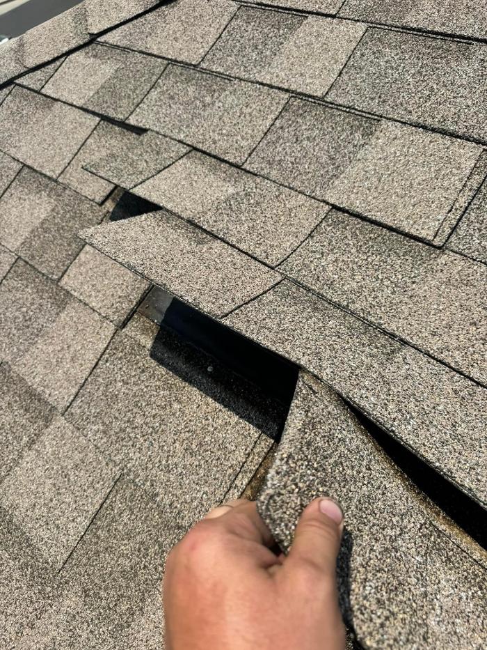 The King Roofing Llc Image