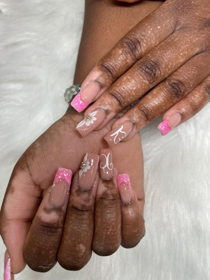 Nail Club & Spa - Killeen, TX