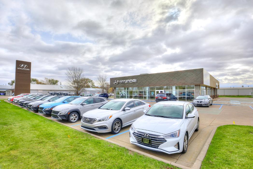 Max Hyundai of Manhattan - Manhattan, KS