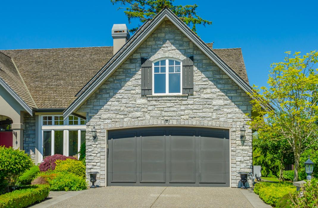 ProLift Garage Doors of West Des Moines - Johnston, IA