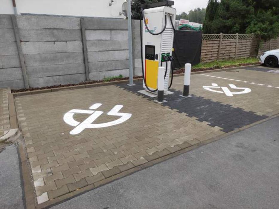 Shell Recharge Charging Station, Brücker Landstraße in Bad Belzig