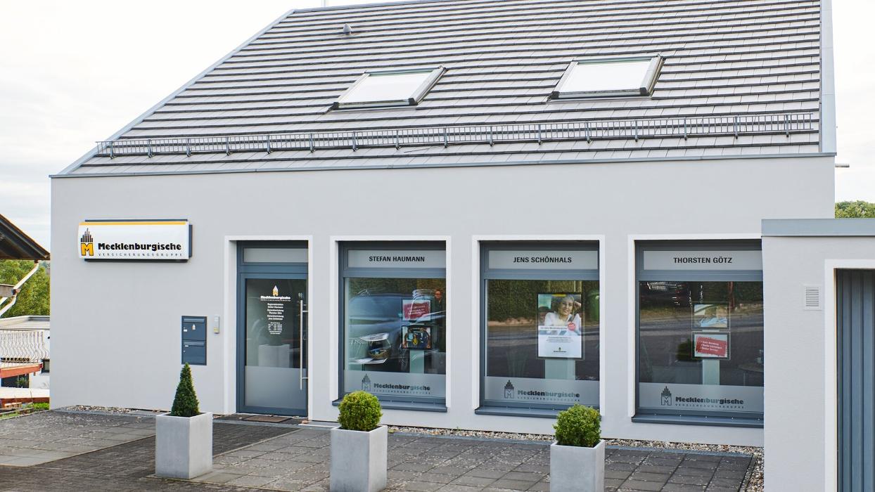 Mecklenburgische Versicherung Walter Nerling, Bismarckstraße in Grünberg