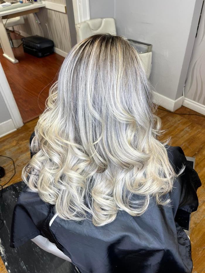 Baude's Beauty Studio Image