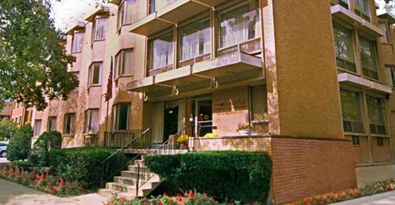 Alden Lincoln Park Rehab Image