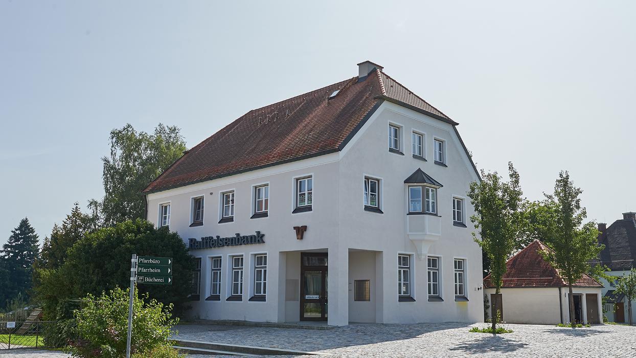 Volksbank Raiffeisenbank Oberbayern Südost eG - SB-Filiale Kay, Schulweg in Tittmoning