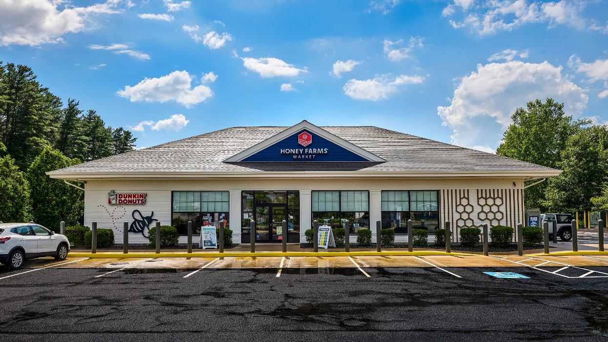 Honey Farms Market Logo