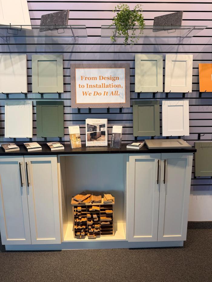 Kitchen Tune-Up (Wood) Logo