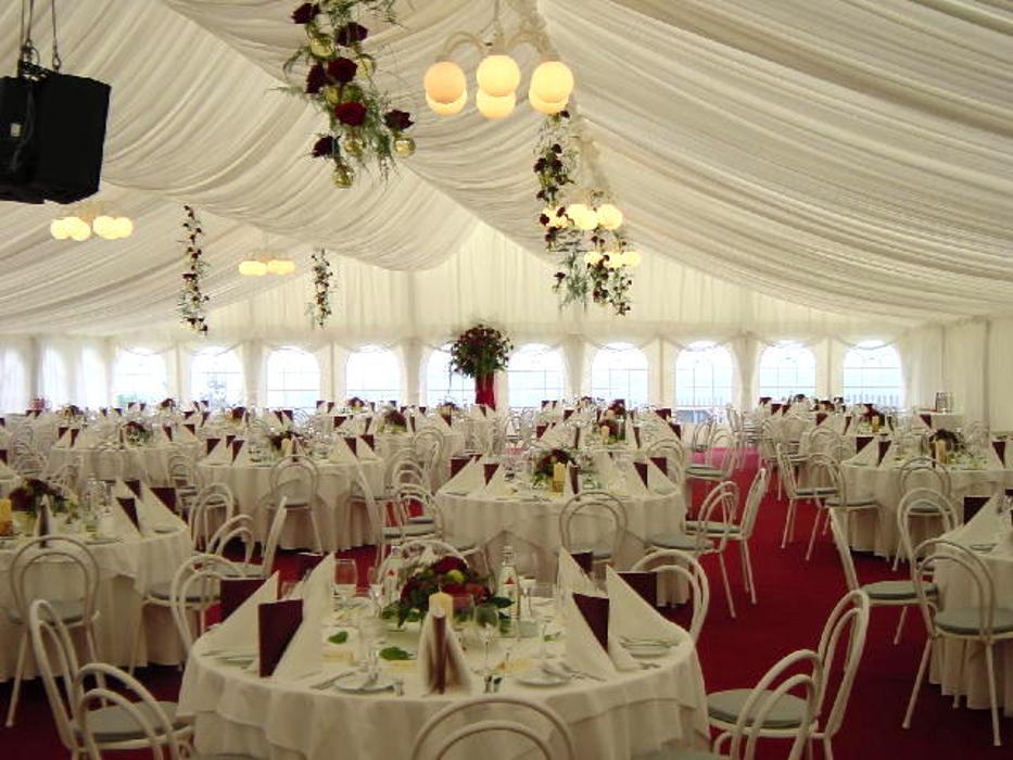 Fäustle Zelte, Schützenstraße in Kirchhaslach