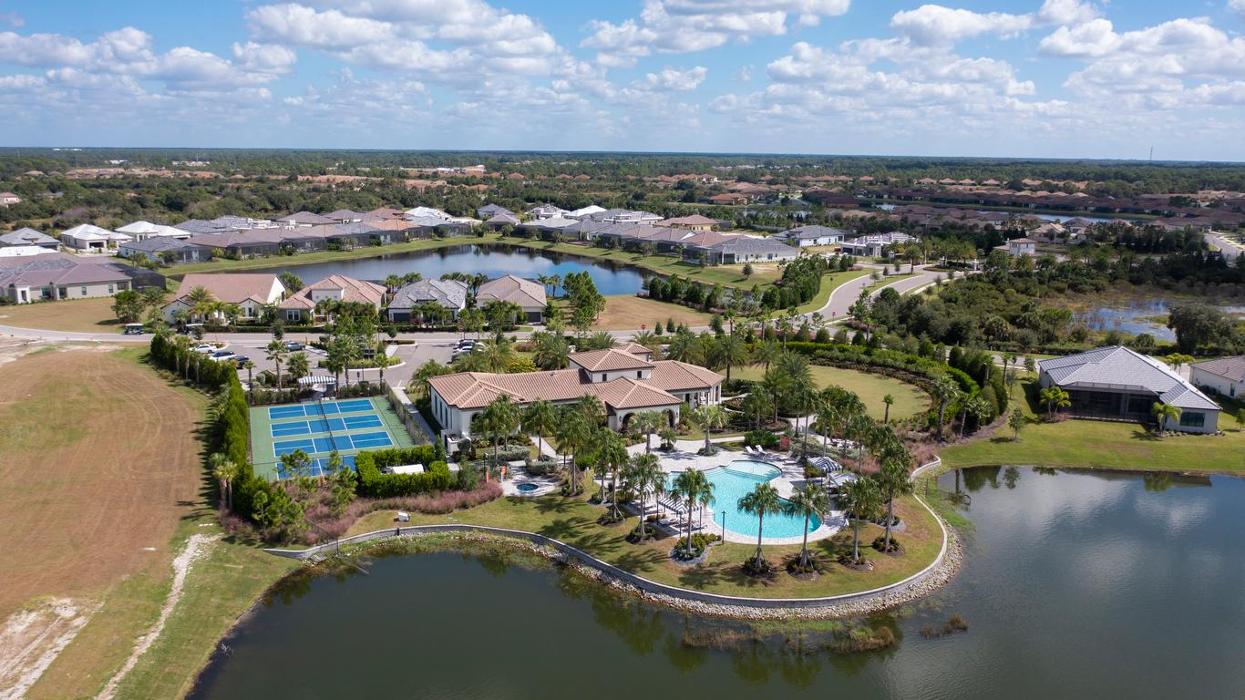 Aria by Neal Signature Homes - Nokomis, FL