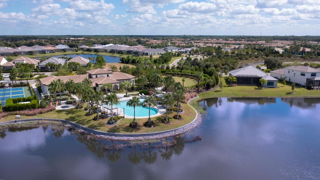 Aria by Neal Signature Homes - Nokomis, FL
