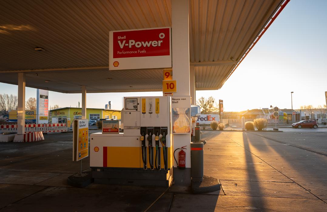 Shell Recharge Charging Station, Magdeburger Chaussee in Burg (bei Magdeburg)