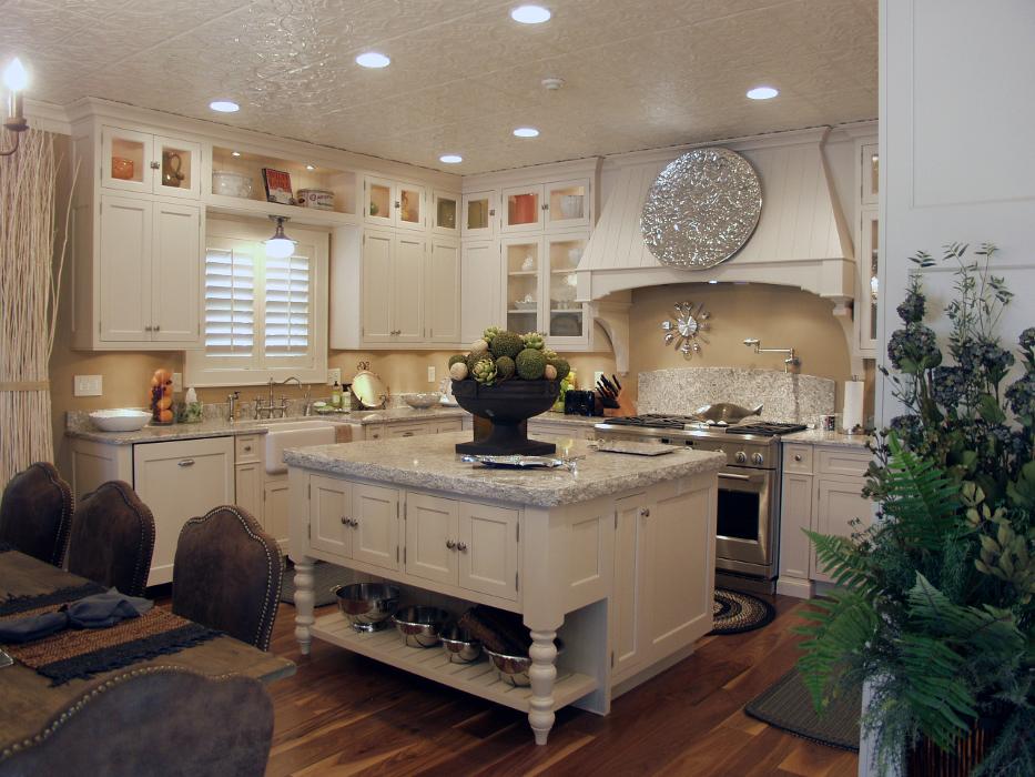 Featherstone Cabinetry & Design - Rothschild, WI